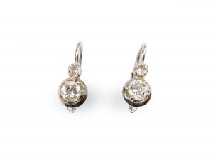 Pair of earrings, White gold, unmarked
