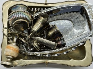 Mix of silver-plated and chrome-plated items