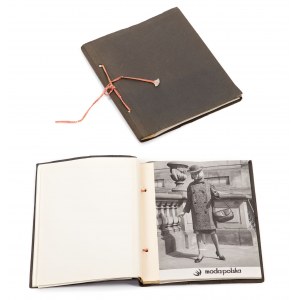 Janusz Sobolewski (ur. 1920), Album z 21 fotografiami Mody polskiej