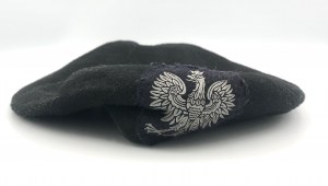 BERET AT BLACK 1999
