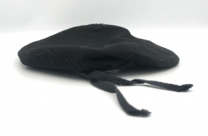 BERET AT BLACK 1999