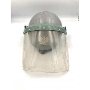 MO - CASCO ZOMO CON VISIERA WZ 83
