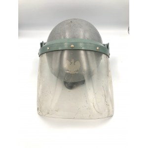 MO - CASCO ZOMO CON VISIERA WZ 83