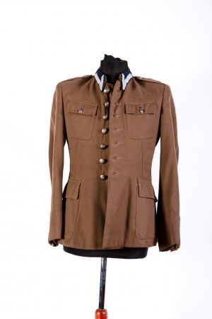 GARRISON JACKET OF A SECOND LIEUTENANT OF INFANTRY 1940S
