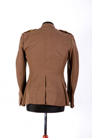 GARRISON JACKET OF A SECOND LIEUTENANT OF INFANTRY 1940S