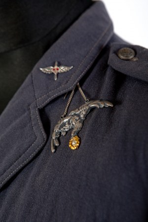 STARTING UNIFORM OF AN AIR FORCE LIEUTENANT