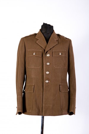 STARTING UNIFORM OF AN ARTILLERY LIEUTENANT - 1965