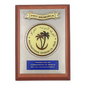COMMEMORATIVE PLAQUE PKW IRAQ MULTINATIONAL DIVISION CS IRAQ FOR GENERAL ANDRZEJ EKIERT