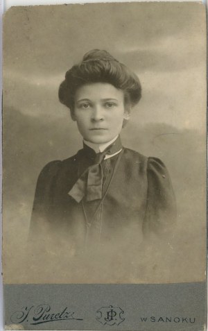 Sanok, Puretz J. - Woman, ca. 1900.