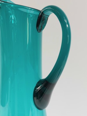 Cruche, verrerie commerciale 