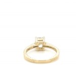 2.74 GR GOLD RING WITH DIAMONDS - DH-R644