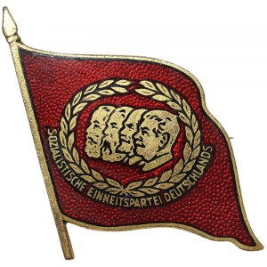 Niemcy, Republika Demokratyczna (DDR), Pin Socjalistyczna Partia Jedności Niemiec