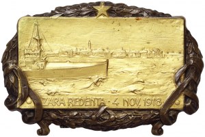 Italie, Royaume, Vittorio Emanuele III, Plaque commémorant le 4 novembre 1918 lorsque la Regia Torpediniera 55 AS, commandée par le capitaine De Boccard, a accosté à Zadar / Zara et en a pris possession au nom de l'Italie. 1918