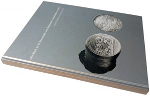 DIE MARK ZU 13 REICHSTaler UND 8 GROSCHEN BEIBEHALTEN WERDE DIE ALTE MUNZEN IN STOLBERG (HARZ). LUECKE, MONIKA UND DRAEGER, ULF. 2004.