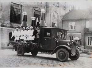 Publicité circulaire pour la bière de Lviv (entre 1921 et 1939)