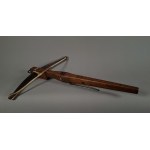 A replica of a 14th century crossbow with a tension elevator, 20th century.