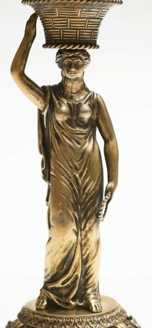 PATTERN-DECORATION TABLE WITH CARIBBEAN, England, London, 1827, Silver, sample 925, weight 1206 g, height 36 cm.