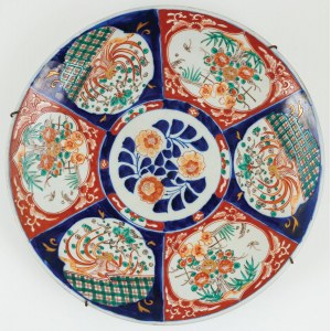 PÓŁMISEK W STYLU IMARI, XIX / XX w.