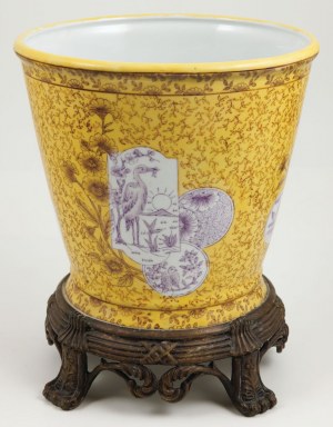 CACHE-POT, China, circa 1970.