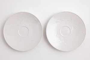 DVA BABY TALES , Německo, Berlín, KPM, 20. století, porcelán, průměr 17,7 cm