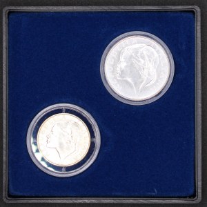 Italy. 1989 500 200 Lire 2 Piece Set Silver
