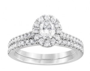 425 LG GOLD RING WITH LAB GROWN DIAMONDS