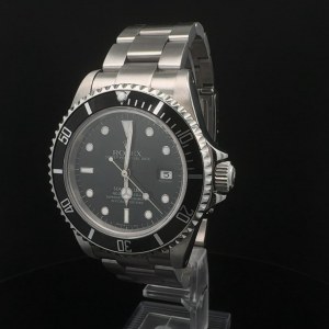 ROLEX SUBMARINER DATE 16610