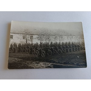 ZDJĘCIE Wehrmacht ROWERY KOMPANIA, ROWER, ŻOŁNIERZE