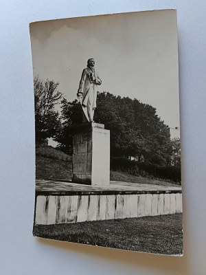 POSTCARD PRL SANOK BONEUSZKO MONUMENT
