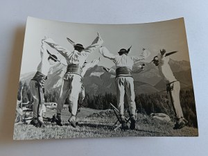 CARTE POSTALE PRL BUKOWINA TATRZAŃSKA TANIEC ZBÓJNICKI, GÓRALE
