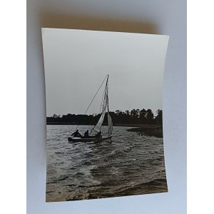POCZTÓWKA PRL POJEZIERZE MAZURSKIE JEZIORO MAMRY ŻAGLÓWKA