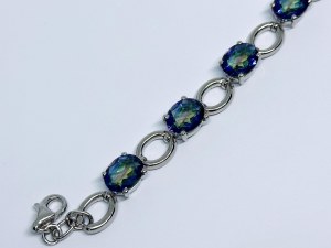 Silver bracelet with mystic quartz