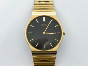 Seiko Quartz 33 mm watch