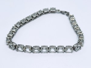 Silver bracelet with rock crystal