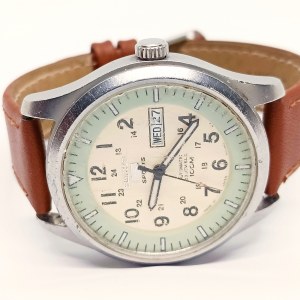 Men's Seiko 5 Automatic 23 Jewels 100M DayDate Steel 42mm Watch