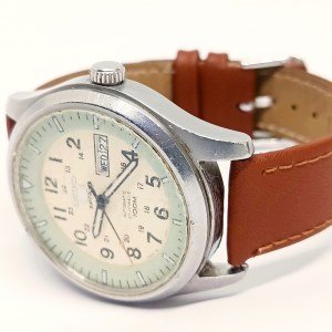 Men's Seiko 5 Automatic 23 Jewels 100M DayDate Steel 42mm Watch