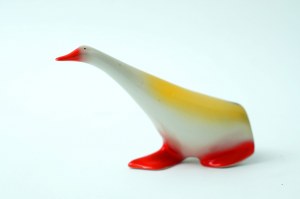 Porcelanowa figurka ,,Kaczka krocząca'' - B. Strojek - ZPS Krzysztof