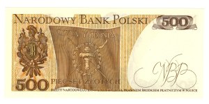 500 Gold 1982, CT series