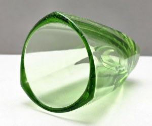 Triangular vase - Frantisek Peceny - Hermanova Hut 1955.