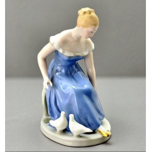 Kopciuszek - porcelanowa figurka Royal Dux - Czechosłowacja lata 60-te