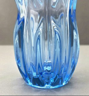 Niebieski szklany wazon - Huta Rosice Union Glass - proj. Jan Szchmidt - Czechosłowacja lata 50-te