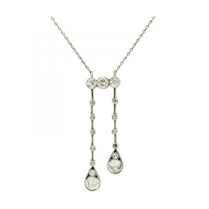 Necklace in négligée type, early 20th century.