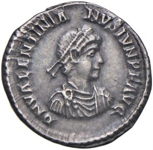Valentinian II (375-392). Siliqua (Aquileia) Bust dia...