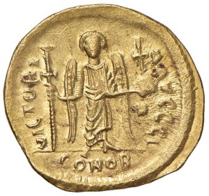 Justinian I (527-565) Solid - Helmeted bust with throws...