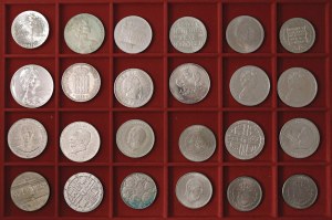 WORLD COINS Lot of twenty-four coins as pictured. ...