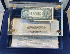 US BANKNOTES Dollar from the wreck of the n...