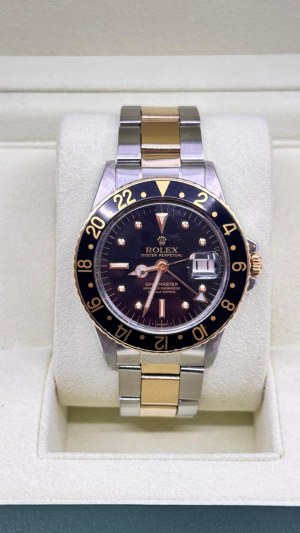 ROLEX GMT MASTER MODEL 1675
