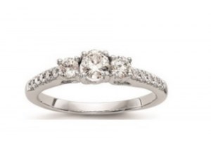 GOLD RING WITH LAB GROWN DIAMONDS - 409 LG