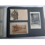 ALBUM ZDJĘCIA WOJSKOWE, PRAWDOPODOBNIE PARK NAPRAWY ARTYLERII W KRAKOWIE, LATA 1916-1918, PONAD 60 ZDJĘĆ, RÓŻNE FORMATY, ARMATY, KONIE, ŻOŁNIERZE, BUDYNKI, ZDJĘCIA CZĘŚCIOWO PODPISANE, ZDJĘCIA GRUPOWE, ZDJĘCIA WYCIĄGANE Z ALBUMU