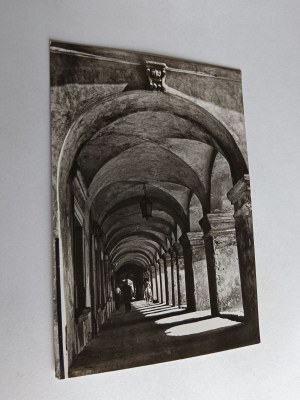 CARTE POSTALE PRL ZAMOSC ARCADED TENEMENT HOUSES